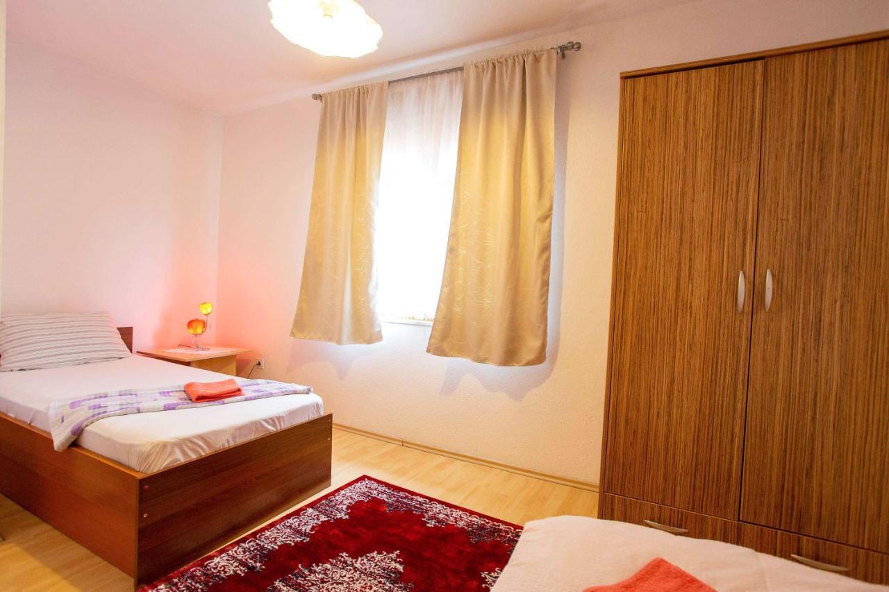 Guesthouse Sanja - Apartments 212 Μόσταρ Εξωτερικό φωτογραφία