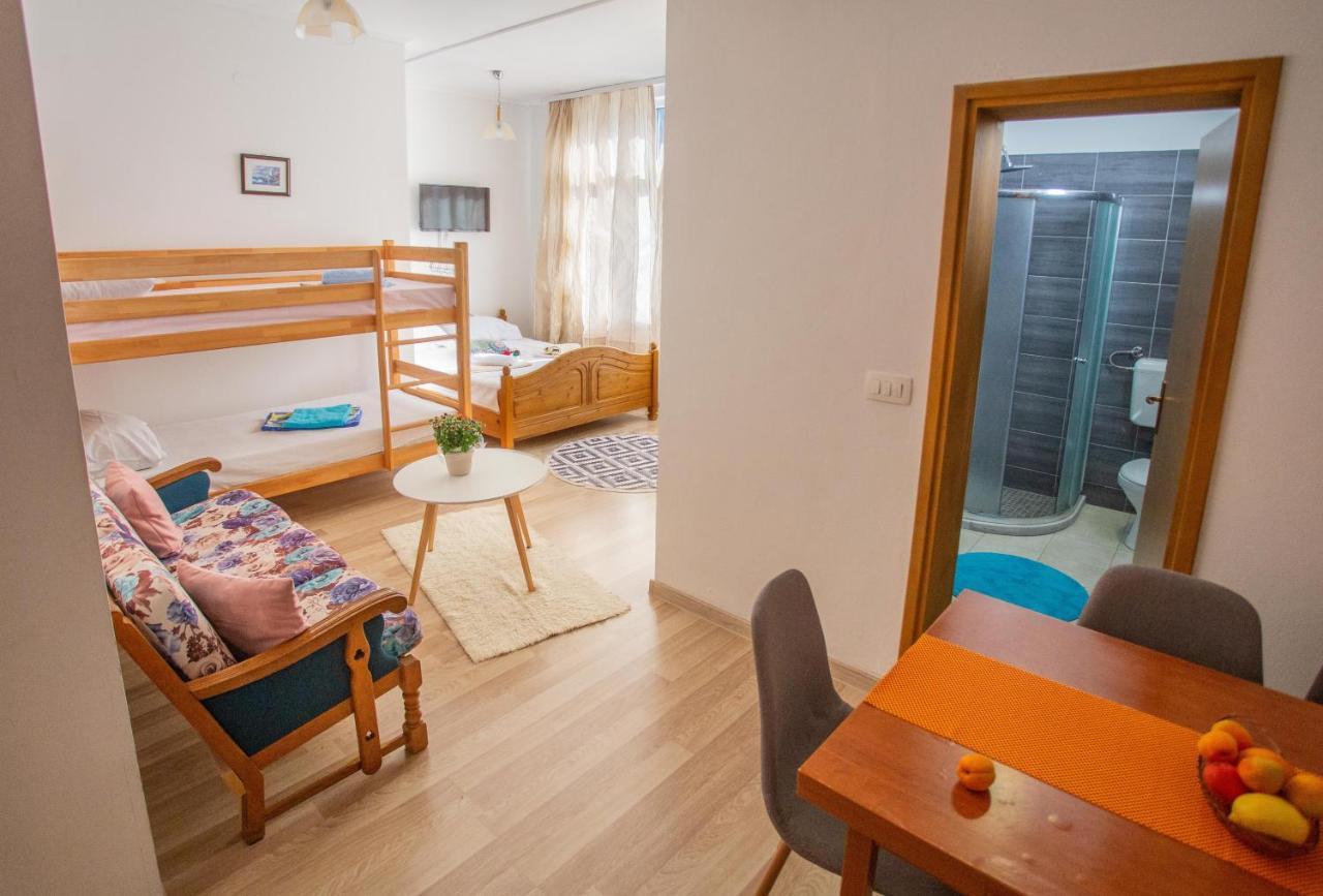 Guesthouse Sanja - Apartments 212 Μόσταρ Εξωτερικό φωτογραφία