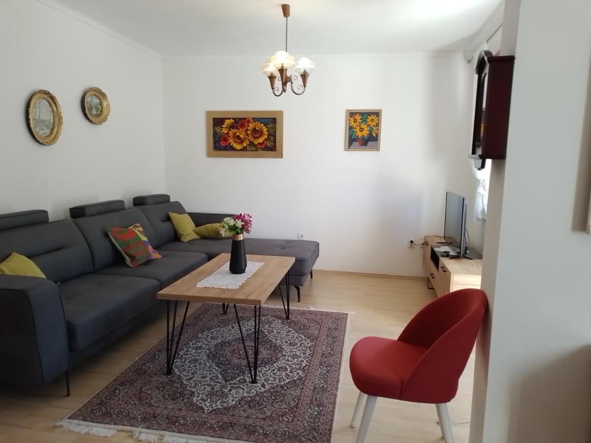 Guesthouse Sanja - Apartments 212 Μόσταρ Εξωτερικό φωτογραφία