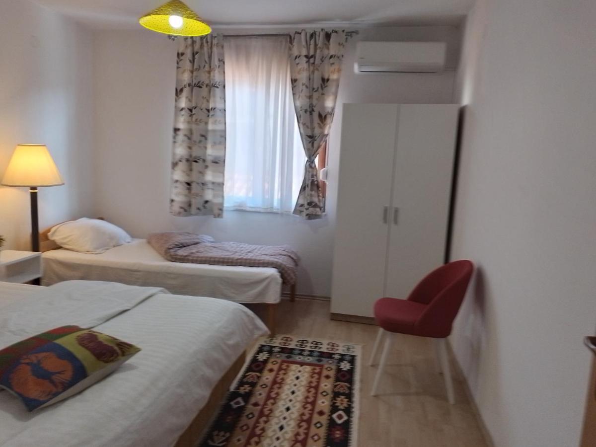 Guesthouse Sanja - Apartments 212 Μόσταρ Εξωτερικό φωτογραφία