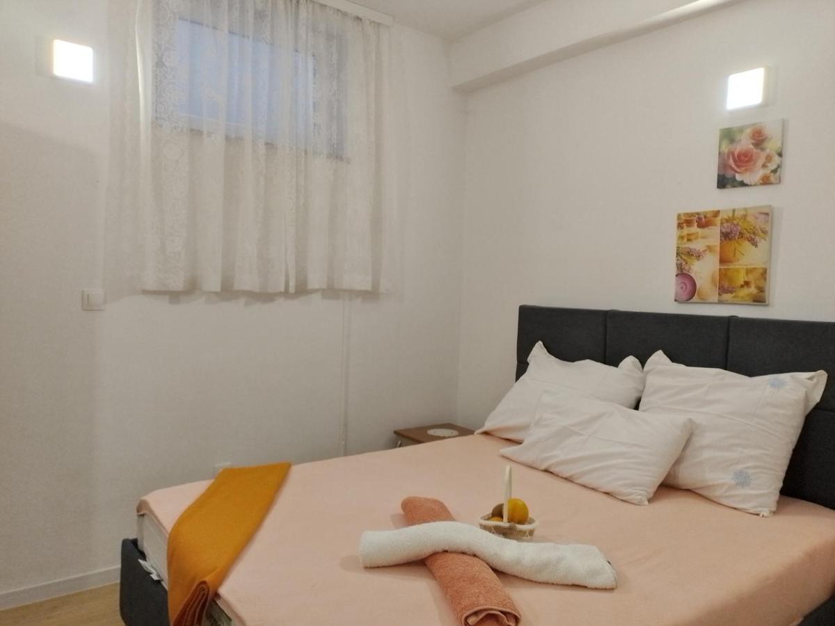 Guesthouse Sanja - Apartments 212 Μόσταρ Εξωτερικό φωτογραφία