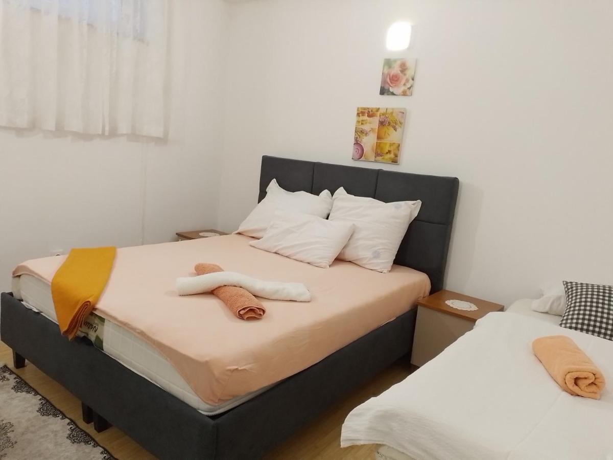 Guesthouse Sanja - Apartments 212 Μόσταρ Εξωτερικό φωτογραφία